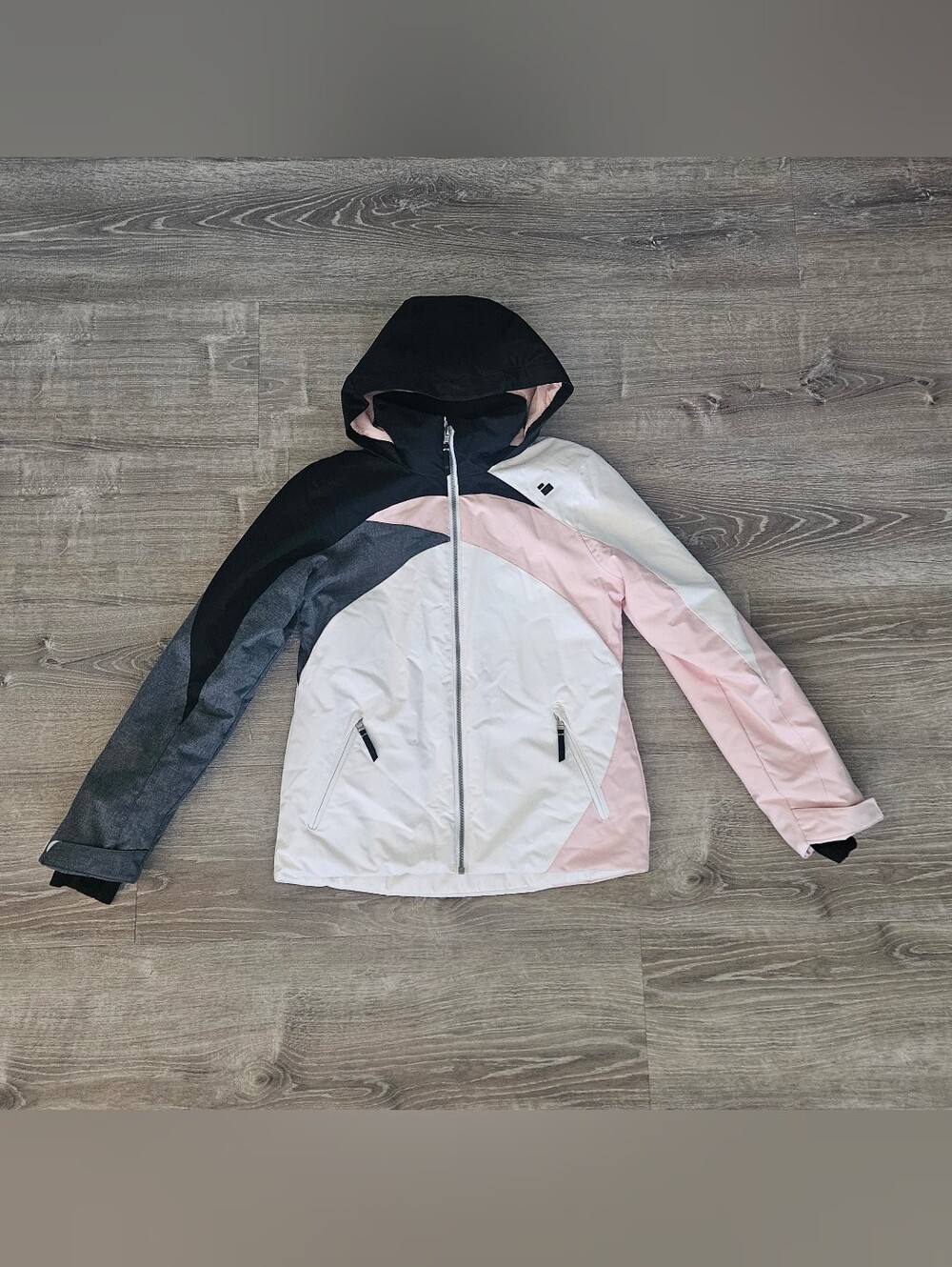 Obermeyer Teen Girls (14-16) Tabor Ski Snow Jacket Black White Pink Colorblock